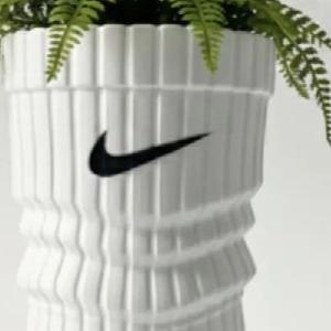 Ваза (стакан) в виде носка Nike